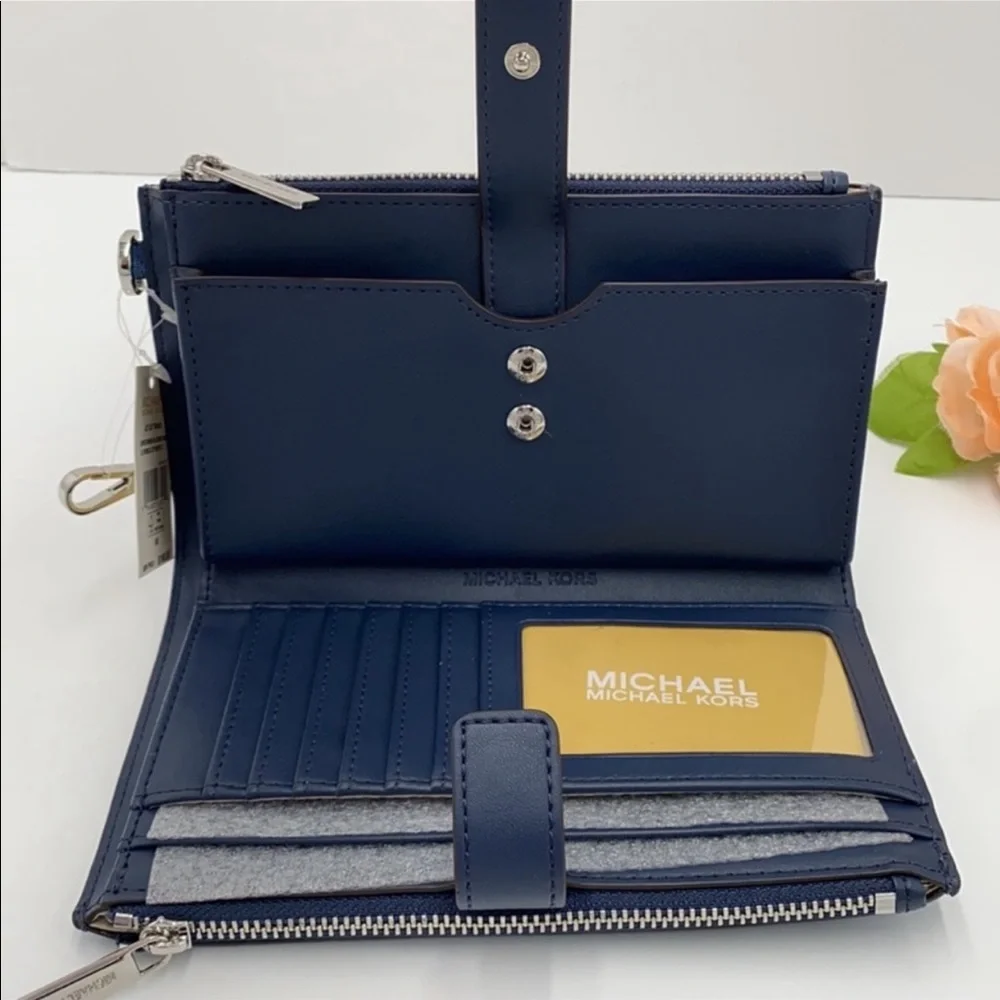 MICHAEL KORS LARGE CHAIN SHOULDER TOTE NAVY & LG DOUBLE ZIP WRISTLET DK … - Picture 13 of 16